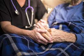 Les soins palliatifs visent donc à contrôler les symptômes de la maladie